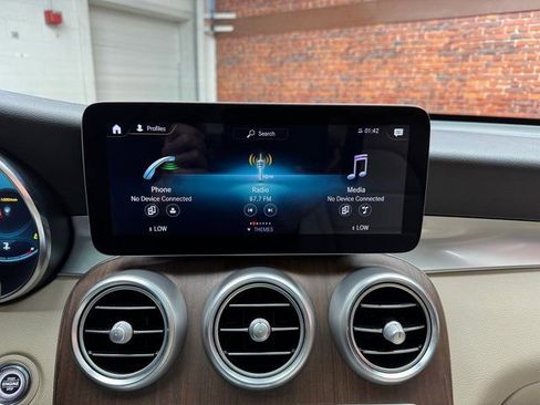 Certified 2022 Mercedes-Benz GLC 300 GLC 300 image 18