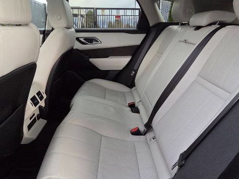 Used 2018 Land Rover Range Rover Velar S image 12