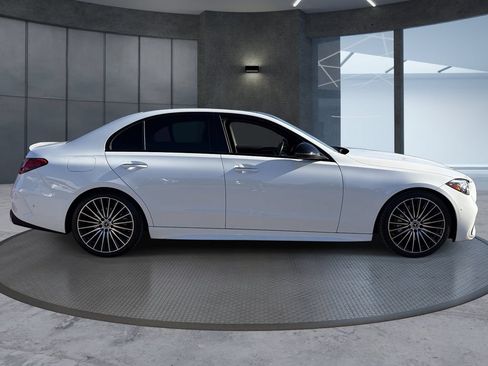 Used 2022 Mercedes-Benz C 300 Sedan image 7