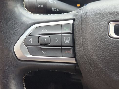 Used 2022 Jeep Compass High Altitude AWD/4WD image 36