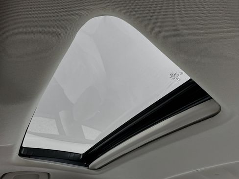 Certified 2024 Honda Accord EX image 21