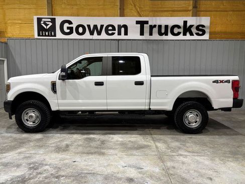 Used 2019 Ford F250 XL w/ Power Equipment Group AWD/4WD image 2