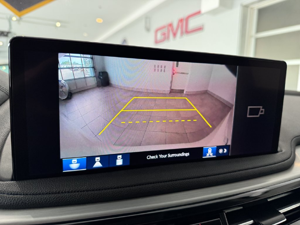 Used 2025 Acura MDX SH-AWD image 20