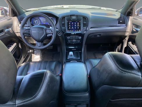 Used 2023 Chrysler 300 S image 10
