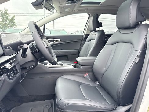 New 2026 Kia Sportage EX w/ EX Panoramic Sunroof Package image 19