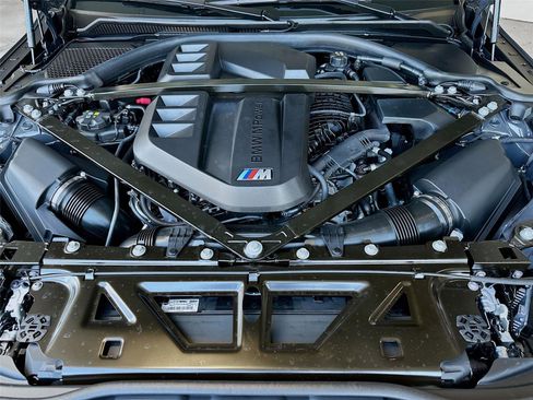 Used 2025 BMW M3 Sedan w/ Executive Package image 32