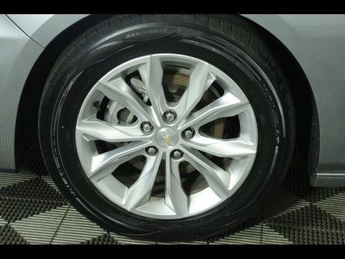 Used 2023 Chevrolet Malibu LT FWD image 9