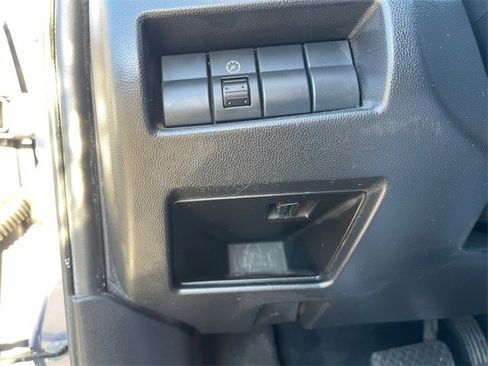 Used 2008 MAZDA MAZDA3 i Sport image 22