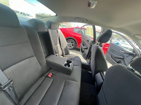 Used 2025 Nissan Altima 2.5 SV image 33