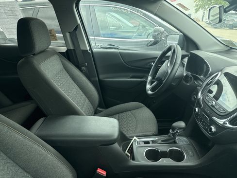 Used 2024 Chevrolet Equinox LT image 6