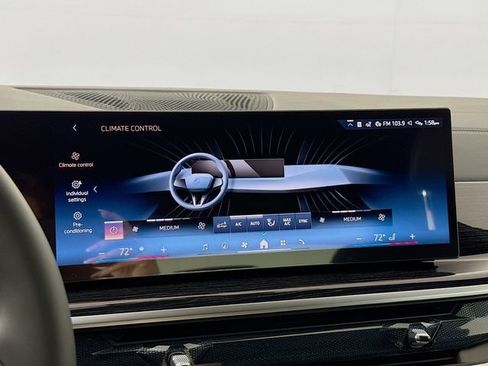 New 2026 BMW X6 xDrive40i w/ Climate Comfort Package image 16