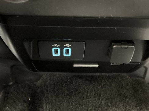 Used 2017 Ford F150 XLT w/ Equipment Group 301A Mid AWD/4WD image 21