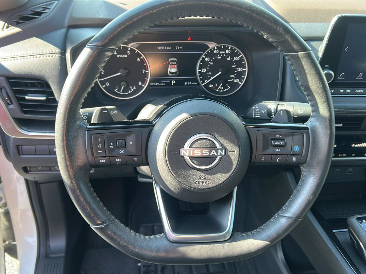 Used 2023 Nissan Rogue SV w/ SV Premium B Package FWD image 17