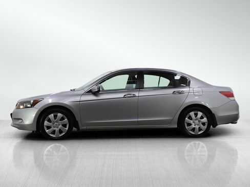 Used 2010 Honda Accord EX-L image 2