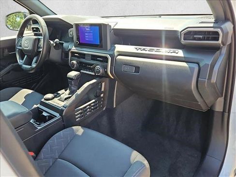 Used 2025 Toyota Tacoma SR image 20