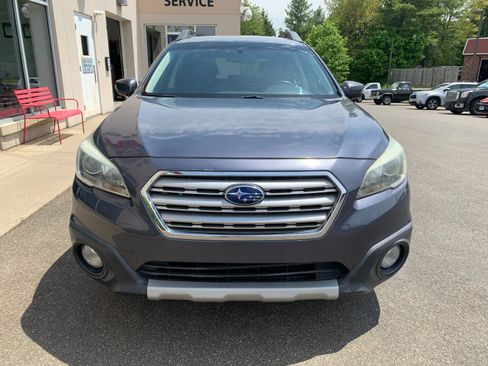 Used 2015 Subaru Outback 2.5i Limited AWD/4WD image 2