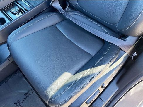 Used 2024 Honda Odyssey EX-L image 18