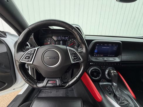 Used 2022 Chevrolet Camaro SS RWD image 12