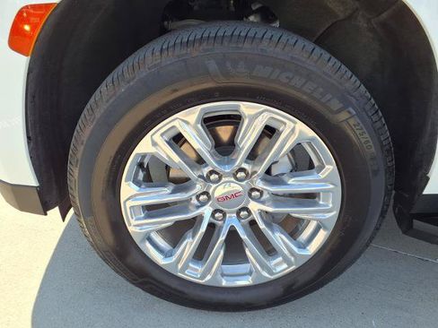 Used 2022 GMC Yukon SLE AWD/4WD image 21