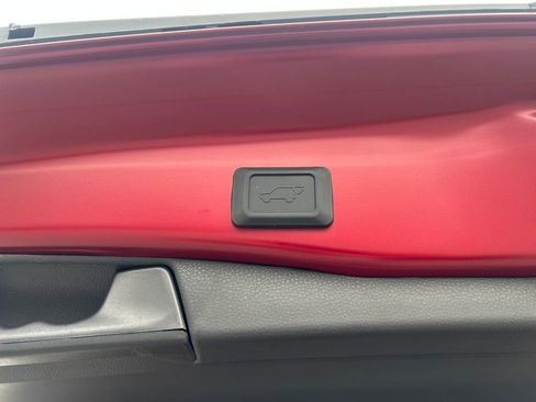 New 2025 Toyota RAV4 XLE w/ Convenience Package image 6