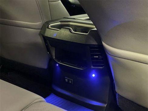 Used 2024 Toyota Tundra SR5 w/ SR5 Premium Package image 27