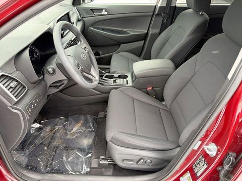 Used 2020 Hyundai Tucson Value w/ Cargo Package image 15