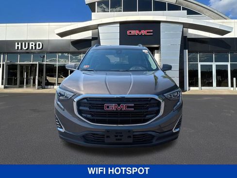 Used 2020 GMC Terrain SLE w/ Driver Convenience Package AWD/4WD image 8