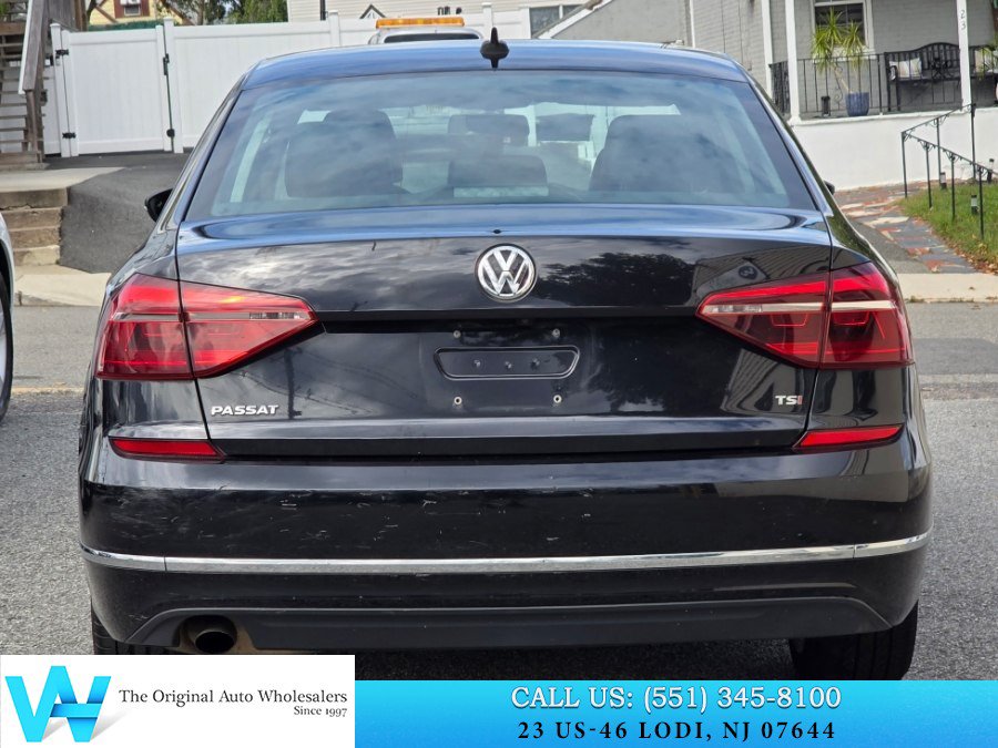 Used 2019 Volkswagen Passat 2.0T Wolfsburg w/ Wheels & Sunroof Package FWD image 5