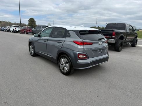 Used 2021 Hyundai Kona SEL image 3