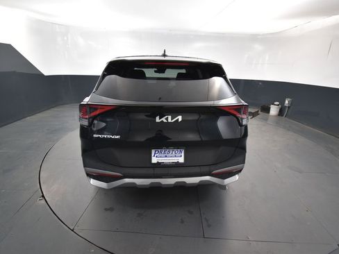 Used 2023 Kia Sportage EX image 8