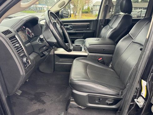 Used 2018 RAM 2500 Laramie w/ Sport Appearance Group image 8