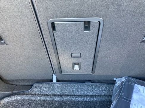 New 2025 Volkswagen Taos SE image 57