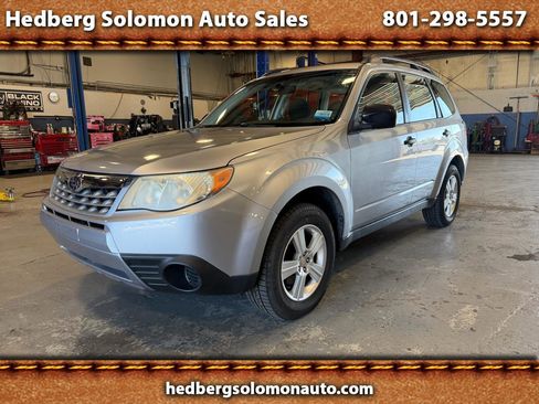 Used 2013 Subaru Forester 2.5X w/ Alloy Wheel Pkg AWD/4WD image 1
