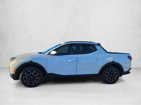 Used 2022 Hyundai Santa Cruz SEL Premium image 3