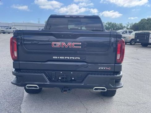 Used 2023 GMC Sierra 1500 AT4 w/ AT4 Premium Package AWD/4WD image 5
