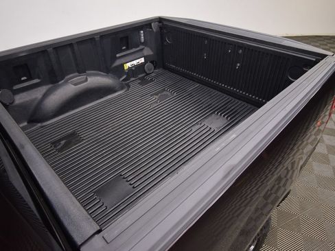 Used 2019 Ford F150 XLT w/ Equipment Group 302A Luxury AWD/4WD image 31