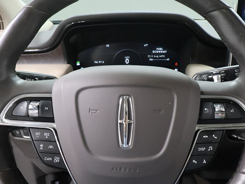 Used 2023 Lincoln Nautilus Reserve w/ Equipment Group 201A AWD/4WD image 15