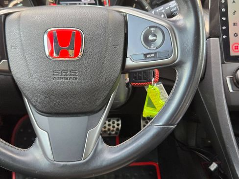 Used 2018 Honda Civic Sport image 22
