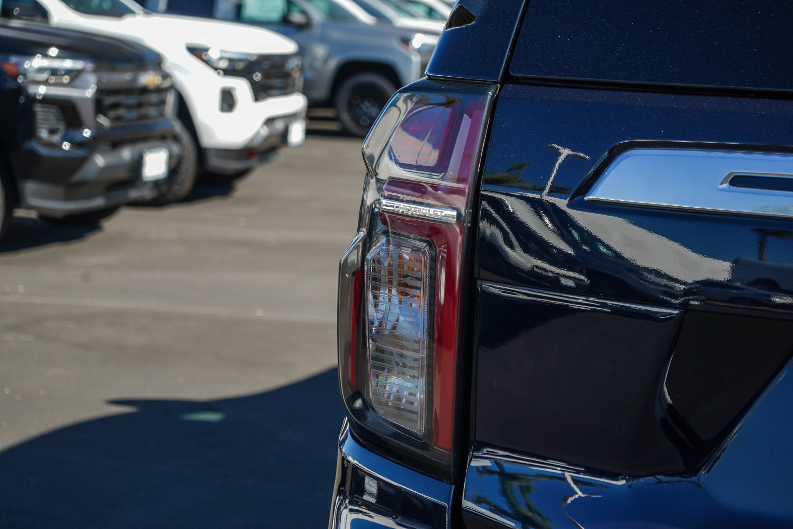 Used 2023 Chevrolet Tahoe High Country w/ LPO, Illumination Package AWD/4WD image 7
