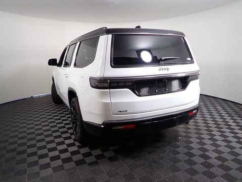 New 2026 Jeep Grand Wagoneer Summit AWD/4WD image 15