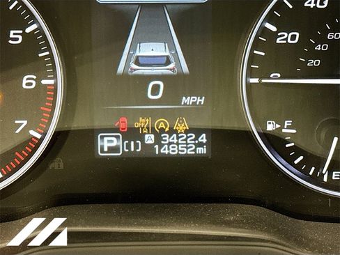 Used 2025 Subaru Forester Premium image 14