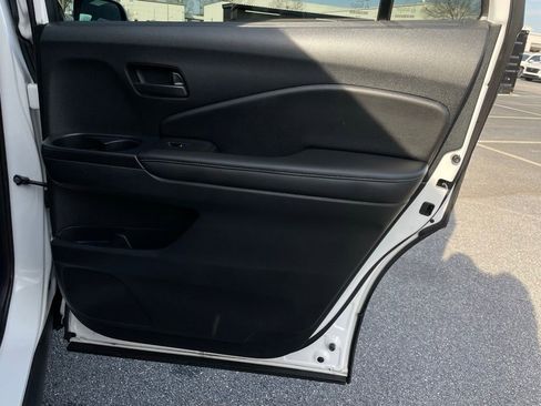 Certified 2023 Honda Passport EX-L image 35