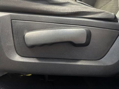 Used 2019 RAM 1500 Express image 27