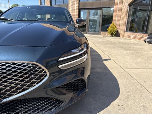 Used 2025 Genesis G70 2.5T AWD/4WD image 18
