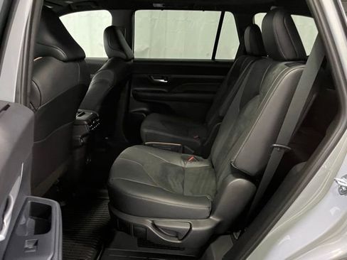 New 2026 Toyota Grand Highlander AWD Hybrid image 11