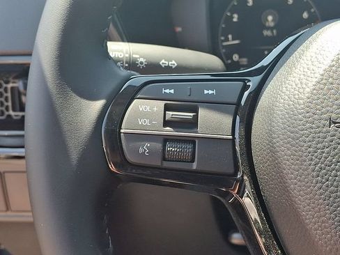 Used 2026 Honda CR-V EX-L image 23