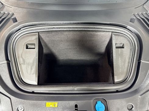 Used 2023 Audi e-tron GT Premium Plus image 28