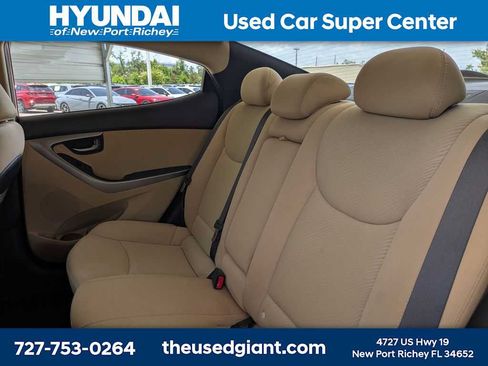 Used 2013 Hyundai Elantra GLS FWD image 13