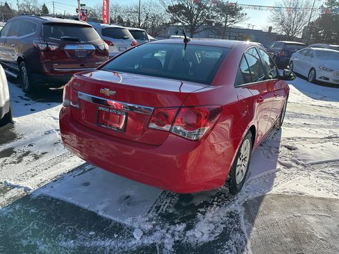 Used 2014 Chevrolet Cruze LS image 5