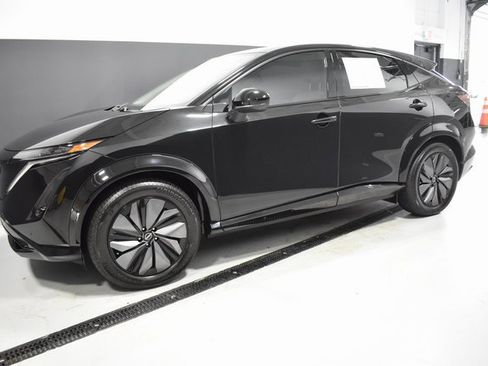 Certified 2023 Nissan Ariya AWD image 2